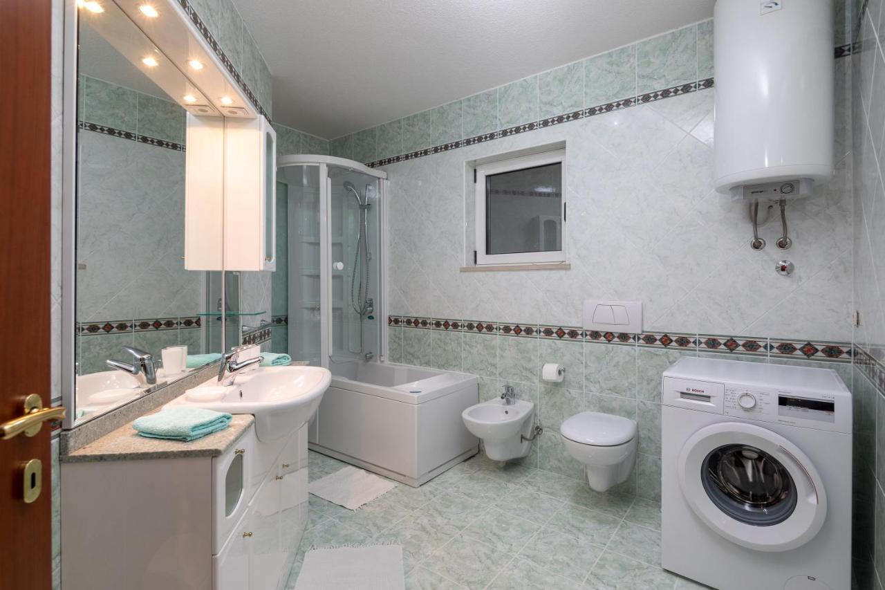 Luxury Residence 오미스 객실 사진